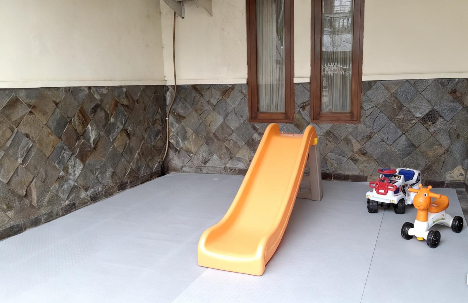Ruang Bermain Outdoor